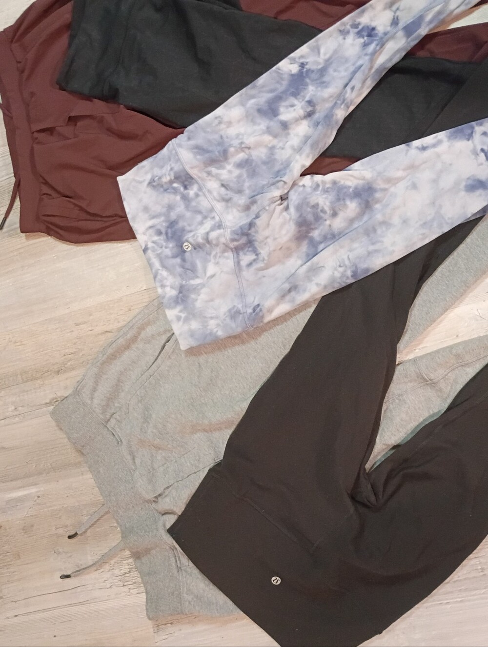 Lululemon Bundle - Picture 5 of 9